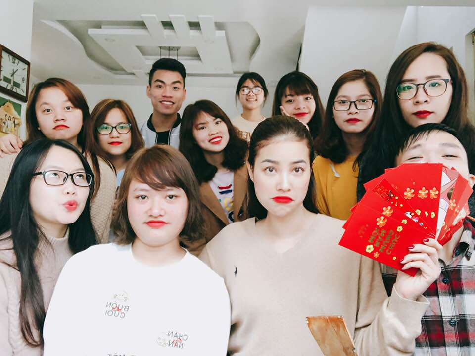 Hoa hậu Phạm Hương bất ngờ được tạp chí Ý đăng tải bài viết